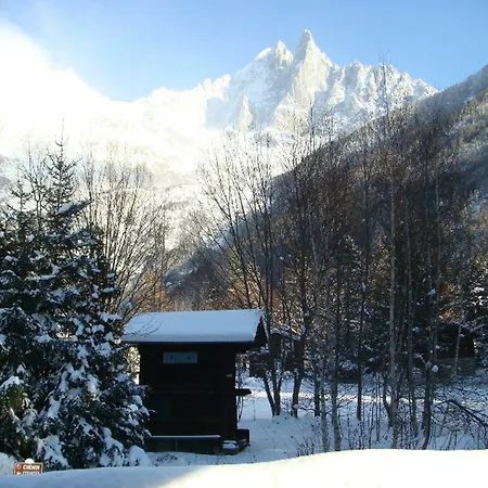Chalet With 3 Bedrooms In Chamonix-mont-blanc, With Wonderful Mountain